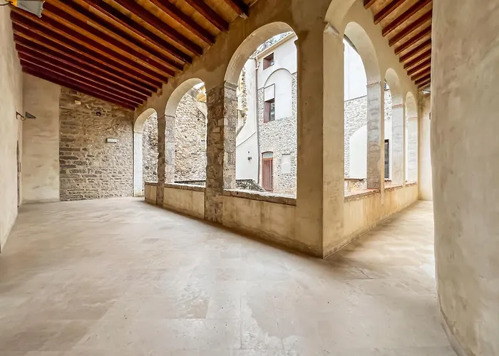 Can Cintet 1 Apartamento En La Plaza De Besalu