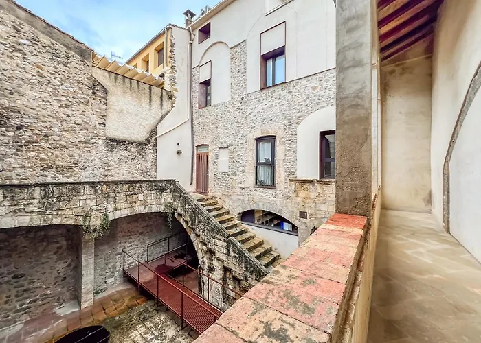 Can Cintet 1 Apartamento En La Plaza De Besalu