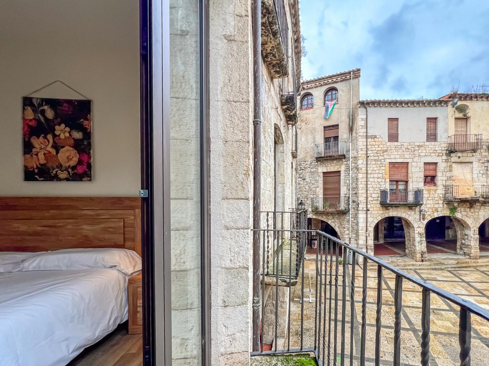 11 Moderno Con Ac En La Plaza Besalú