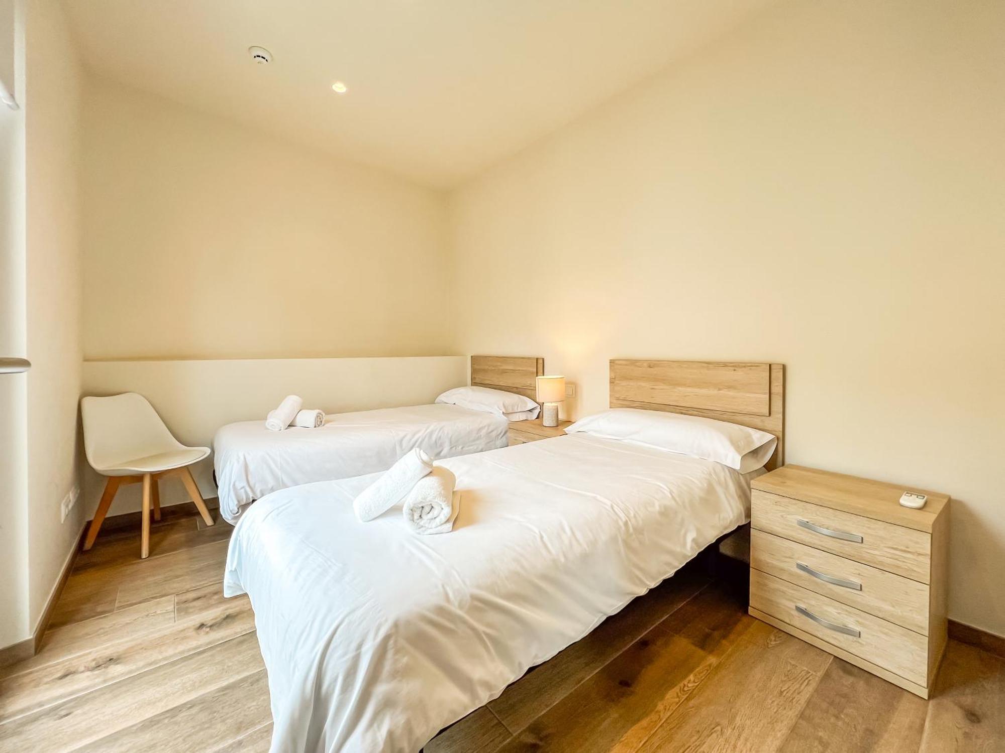 Apartamento 11 Moderno Con Ac En La Plaza